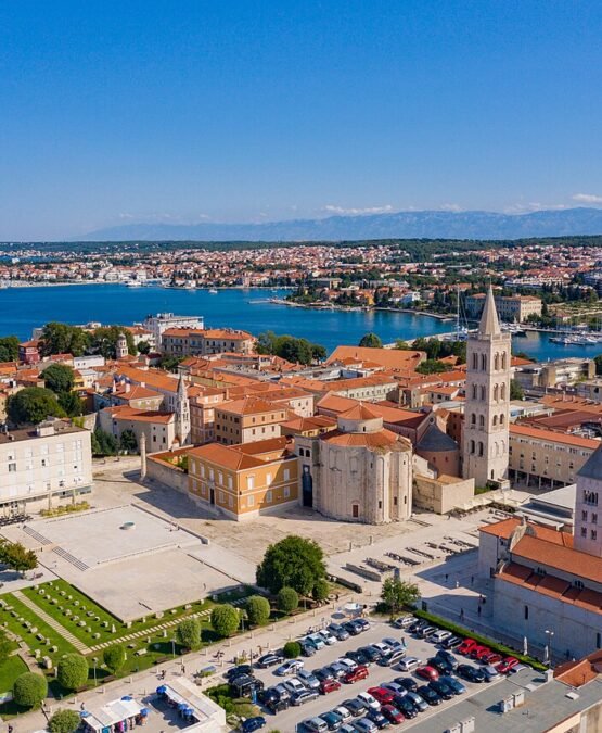 Roman_Forum_in_Zadar,_Croatia_(48607823862)